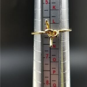 Knotted eternity twist ring size 6 R257